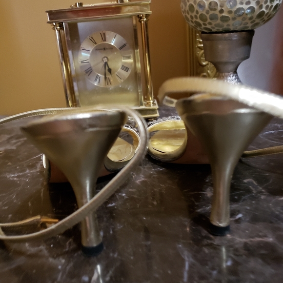 Heels - Picture 3 of 5